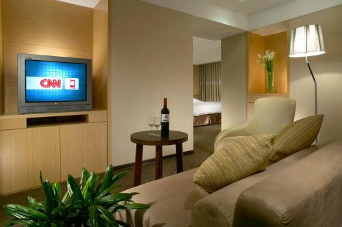 Hotel City Suites - Taoyuan Gateway