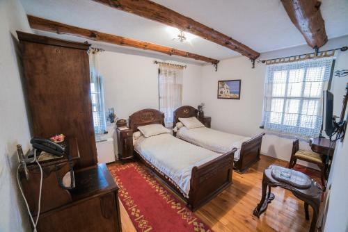 Ethno Village Stanisici & Hotel Pirg