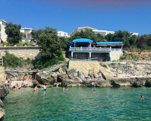 Axenia Hotel