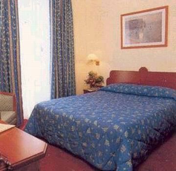 Hotel H�tel Gare Du Nord