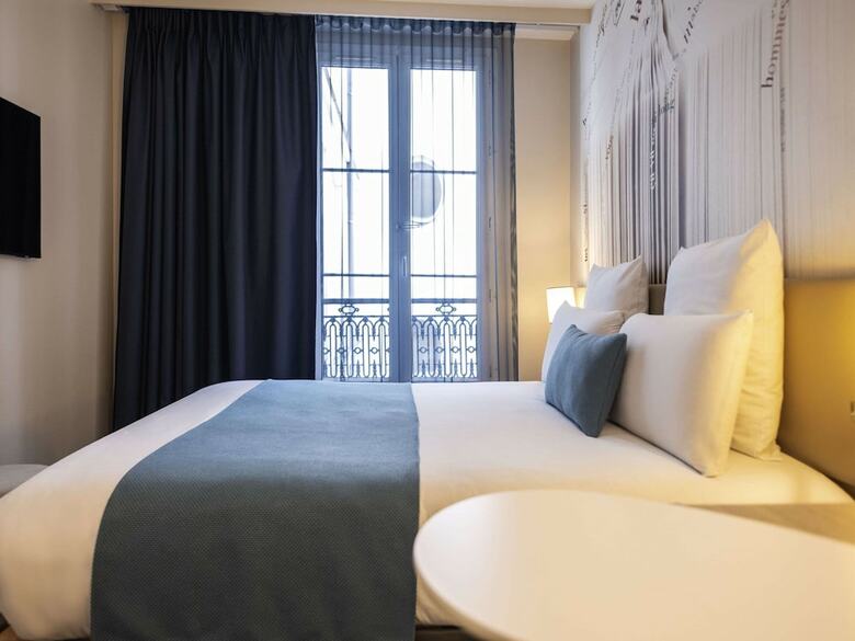 Hotel Mercure Raspail Montparnasse