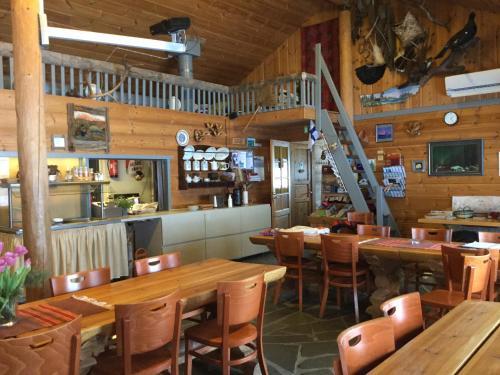 Lodge Kelotin Rantamajat