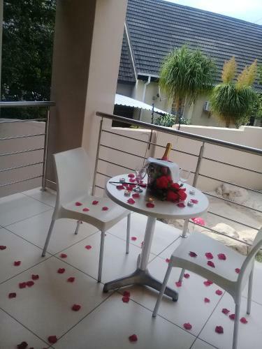 Hostal Global Village Guest House