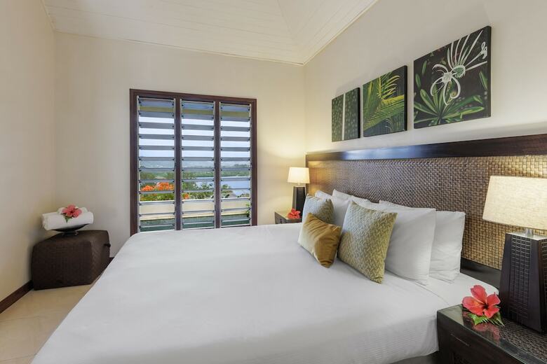 Hotel Mangoes Resort