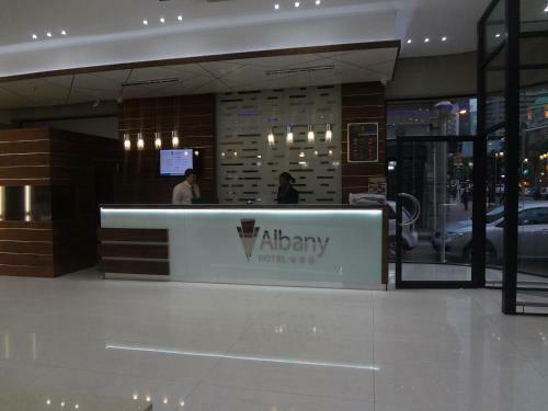 Albany Hotel