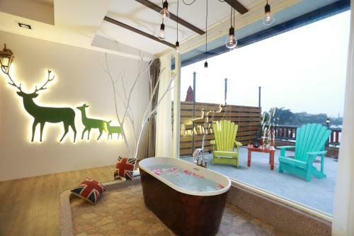 Follow Me Designed B&B