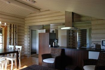 Hotel Lomakeskus Revontuli