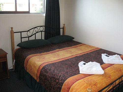 Bay Road Motels