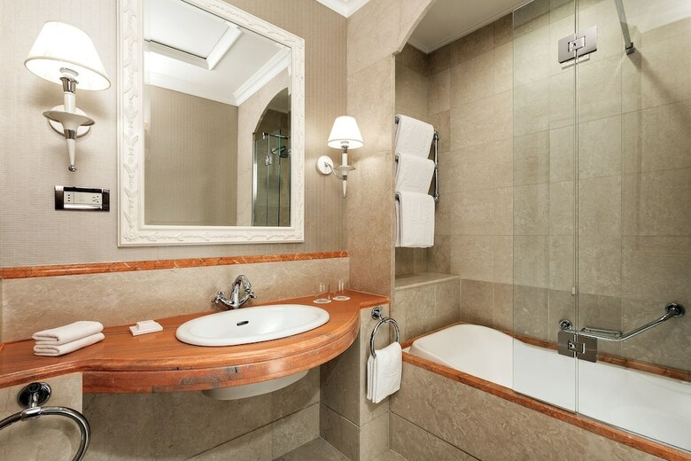 Hotel Marriott Grand Flora