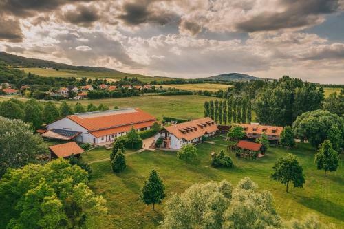 Agroturismo Equital Horse Farm