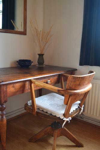 Hostal Guesthouse Kirkjubol In Bjarnardalur