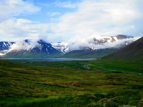Hostal Guesthouse Kirkjubol In Bjarnardalur