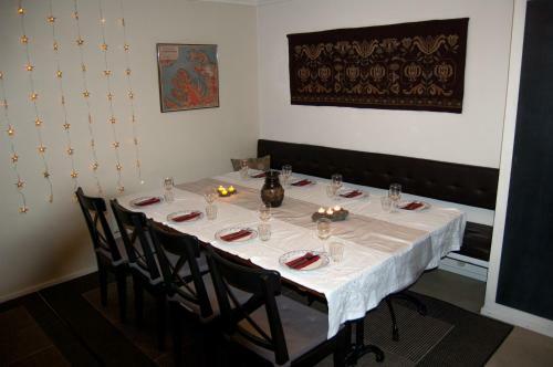 Hostal Guesthouse Kirkjubol In Bjarnardalur