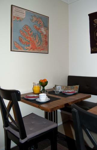 Hostal Guesthouse Kirkjubol In Bjarnardalur
