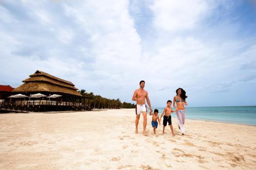 Hotel Aak-bal All Suite Resort
