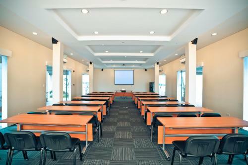 Hotel Santomas Suites