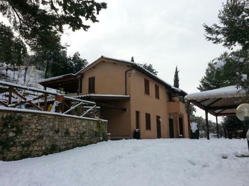 Hostal Azienda Agrituristica Il Moraiolo