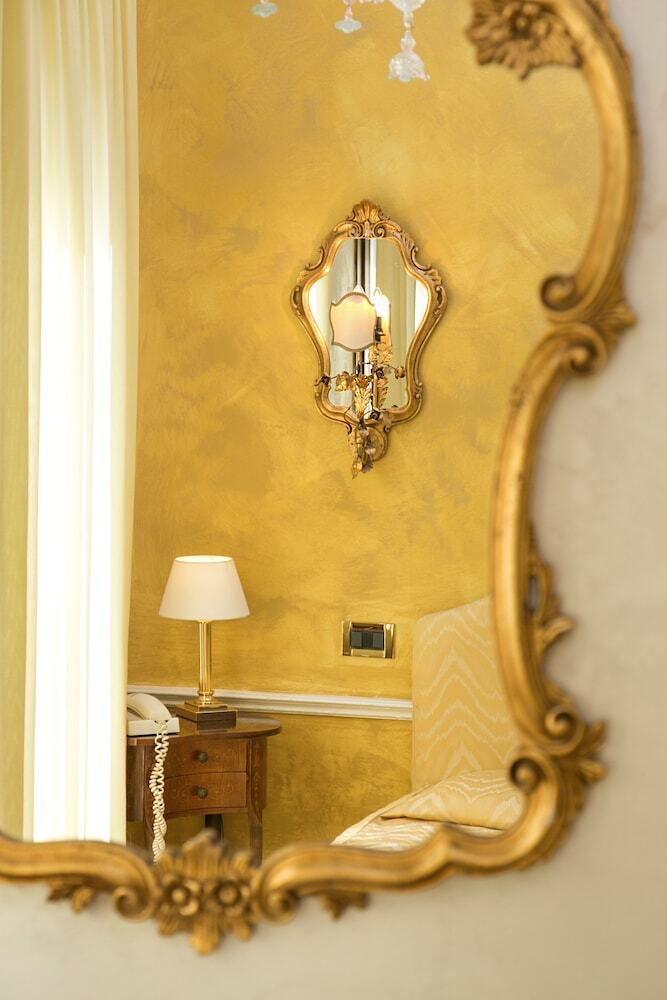 Hotel Pantalon