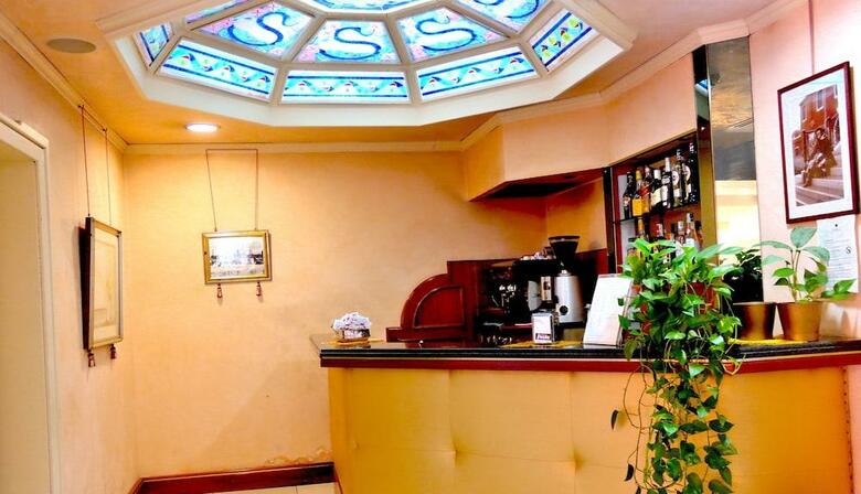 Hotel Mondial