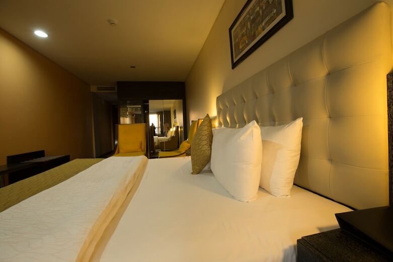 Best Western Premier Accra Airport Hotel