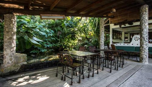 Omega Tours Eco-jungle Lodge
