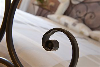 Pietra Rara Room & Breakfast & Bike