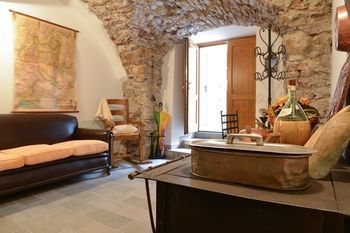 Pietra Rara Room & Breakfast & Bike