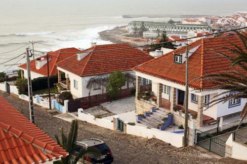 Albergue Chill In Ericeira Surf House