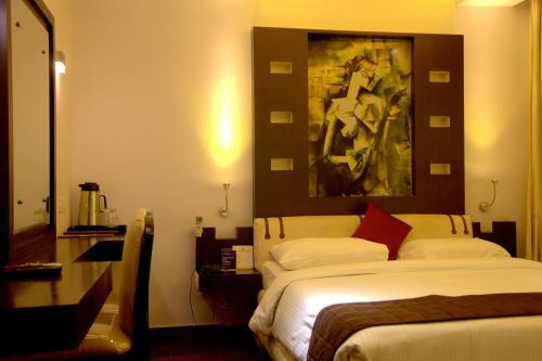 Hotel Gokulam Park