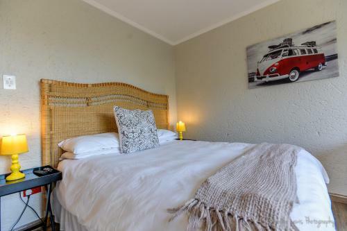Bed & Breakfast 50 On Shepherd Boutique Guest House
