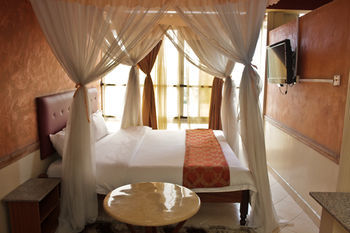 Pearl Palace Hotel