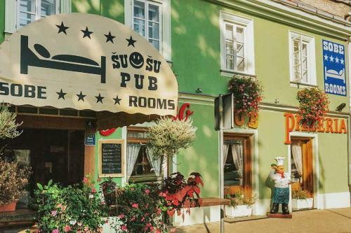 Hostal Rooms ?u ?u
