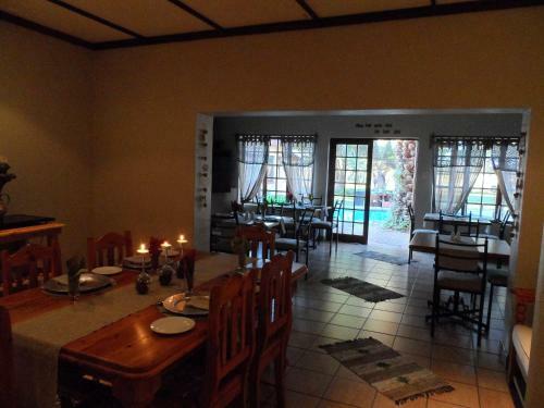 Hostal A Cherry Lane Self Catering And B&B
