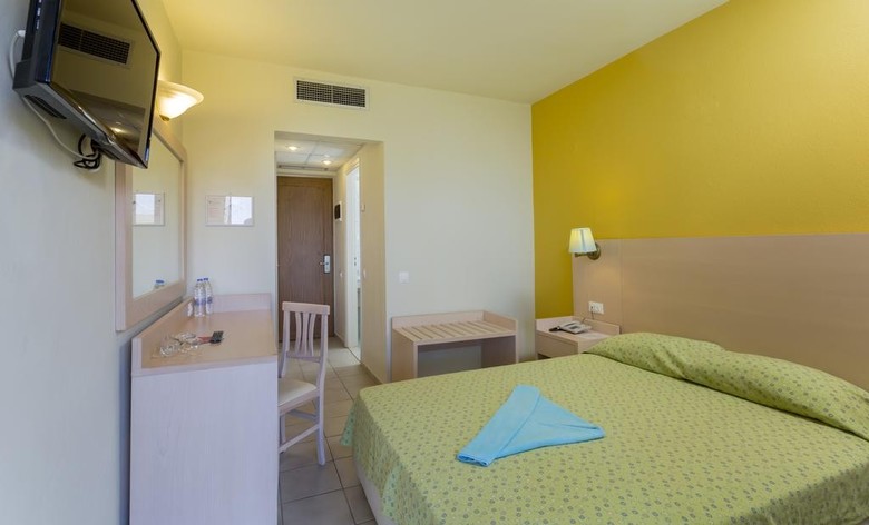 Hotel Malia Beach