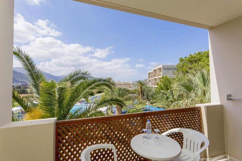 Hotel Malia Beach