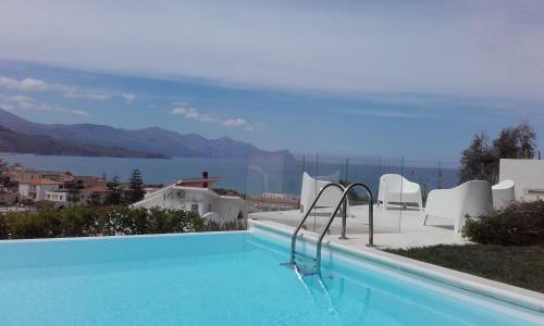 Villa Piscina Sul Mare