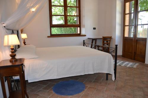 Hostal Agriturismo Cignanbianco