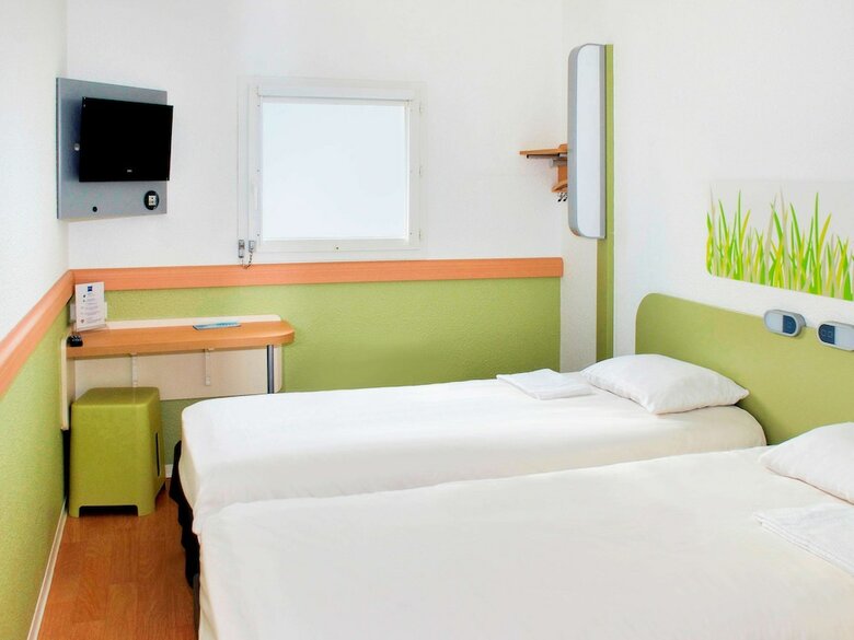 Hotel Ibis Budget Flers Grands Champs