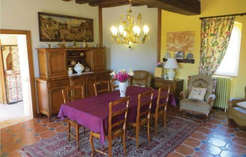 Holiday Home Juigne Sur Sarthe
