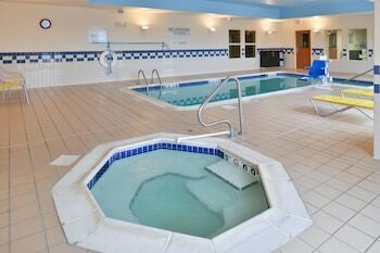 Hotel Fairfield Inn And Suites By Marriott Birmingham / Bessemer