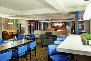 Hotel Courtyard Mobile