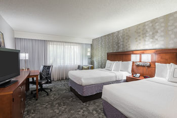 Hotel Courtyard Mobile
