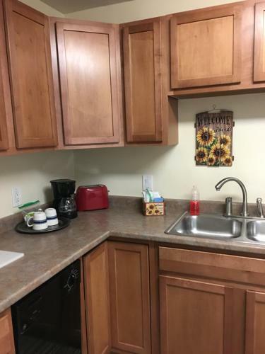 Hotel Anchorage Uptown Suites