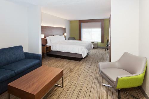 Holiday Inn Express Hotel & Suites Dothan North