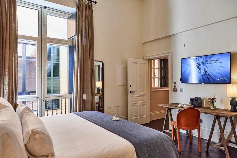 Puro Grand Hotel