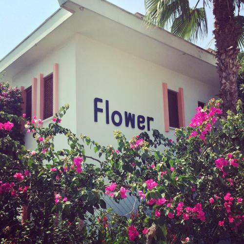 Hotel Flower Villa Apart
