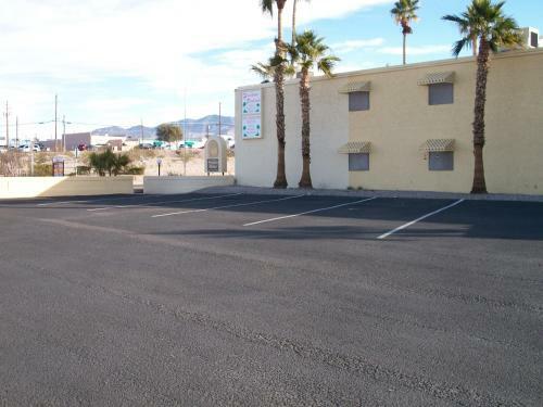 Hotel Hidden Palms Resort & Condominiums