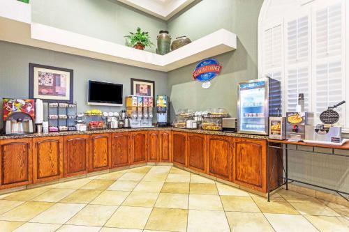 Hotel Baymont Inn & Suites Mesa Downtown