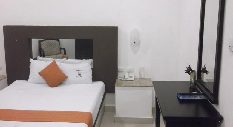 Motel Del Rey