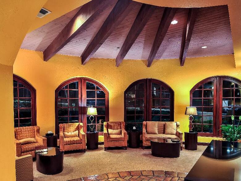 Hotel Los Abrigados Resort And Spa